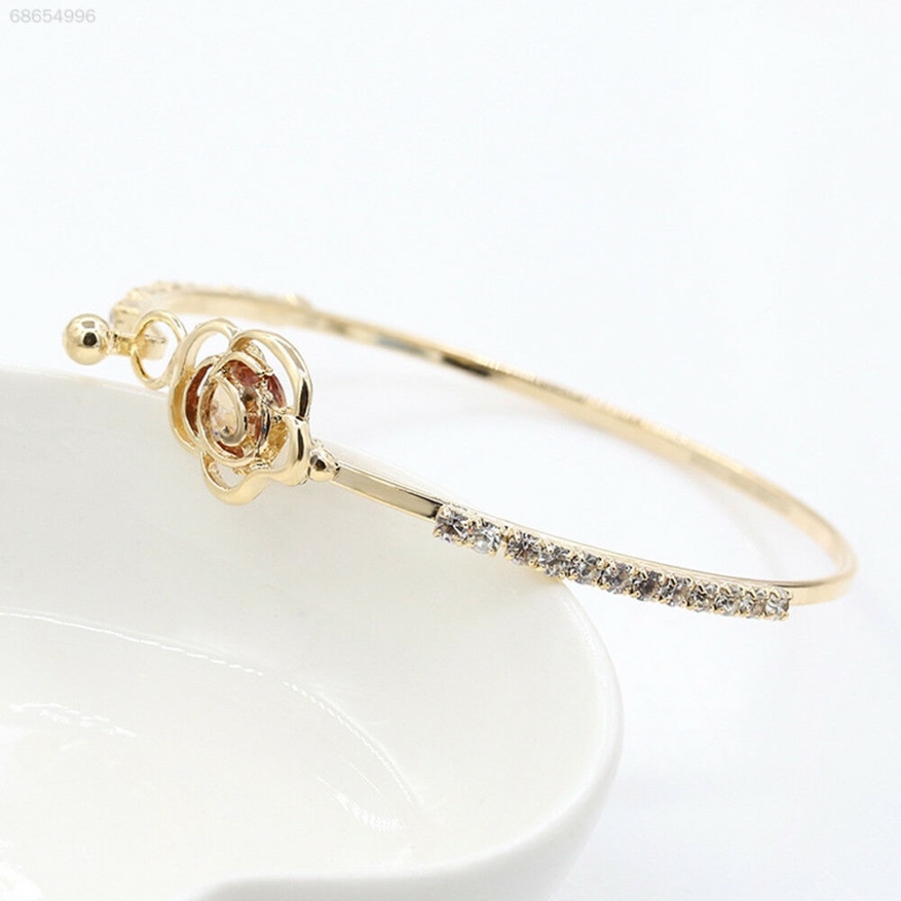 'Rose Formation' Rhinestone Bangle Bracelet - Picture 4 of 4